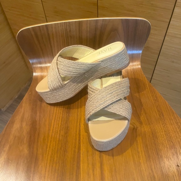 RAYE- Tiko wedge sandals Size 7 - Picture 4 of 5